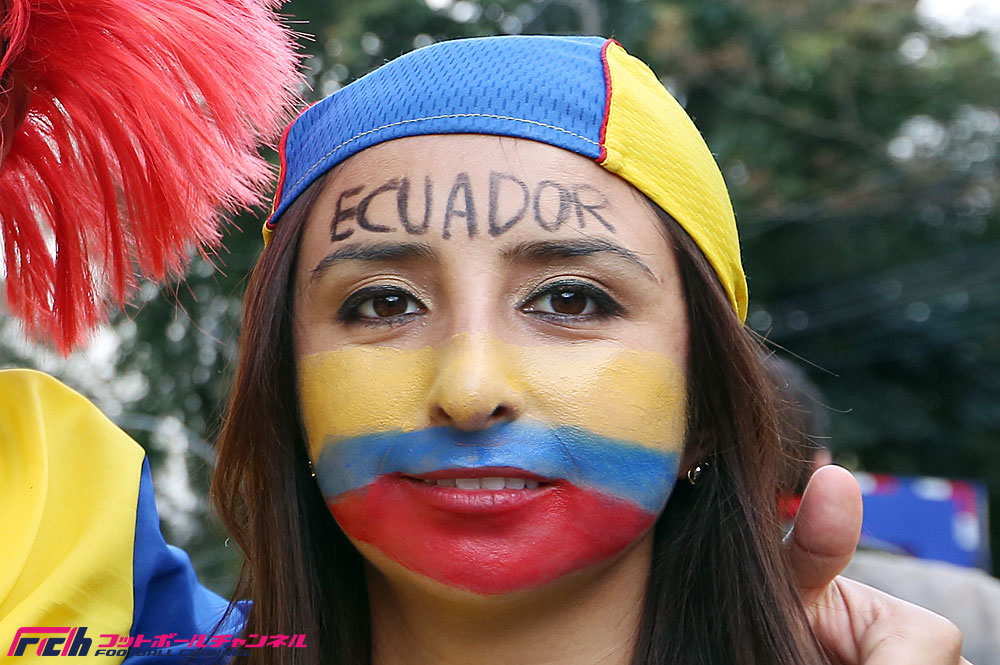 グループe エクアドル代表vsホンジュラス代表戦の美女サポーターたち フットボールチャンネル