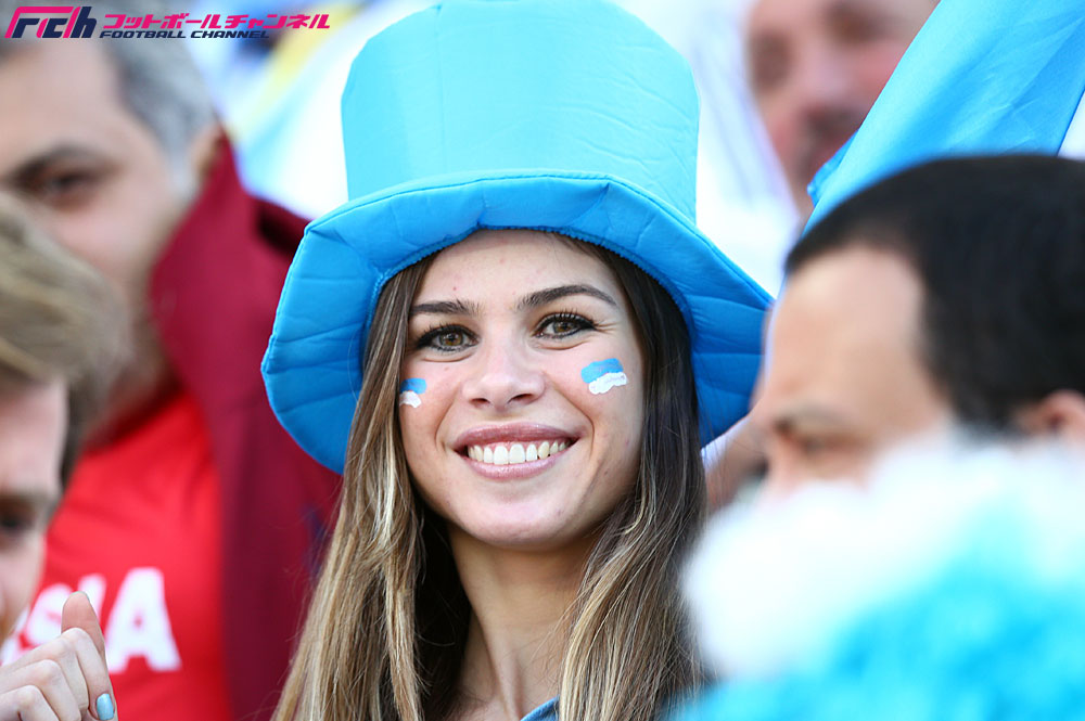 ベスト16 アルゼンチン代表vsスイス代表戦の美女サポーターたち - フットボールチャンネル