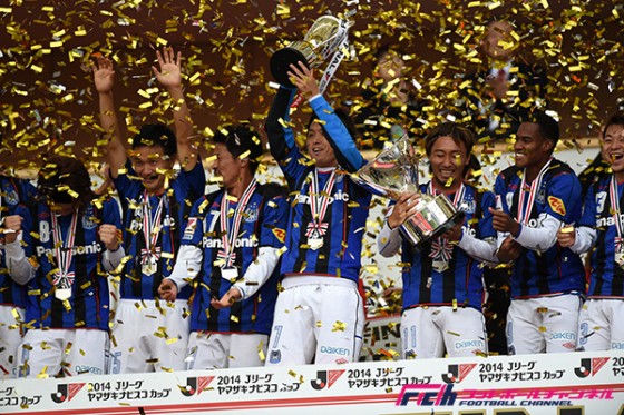 昇格1年目のG大阪が9年ぶりのJ1制覇！　次週三冠をかけて天皇杯決勝へ