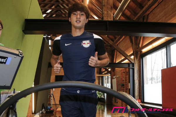 正規品]リバプール 21/22 南野拓実 アウェイ レプリカ インポートM