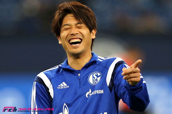 シャルケ内田が同僚ドイツ人mfを東京案内 浅草で笑顔の2ショット フットボールチャンネル