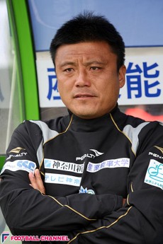 FC東京の主力CBに定着、さらには日の丸も。丸山祐市、プロとしての礎を築いた湘南での1年間