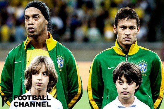 ネイマールはロナウジーニョより上 白いペレ が歴代ブラジル代表と比較 フットボールチャンネル