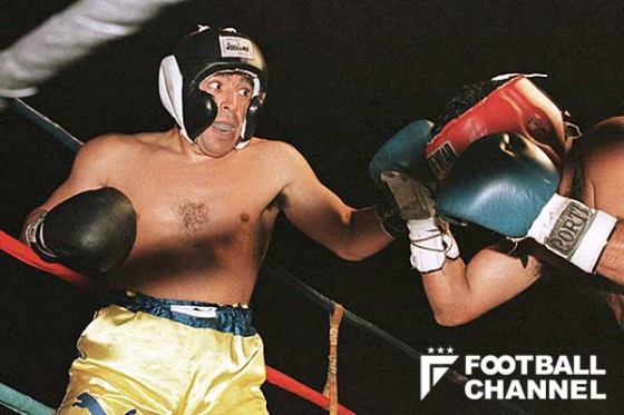 1996年のチャリティーボクシングに出場したディエゴ・マラドーナ氏