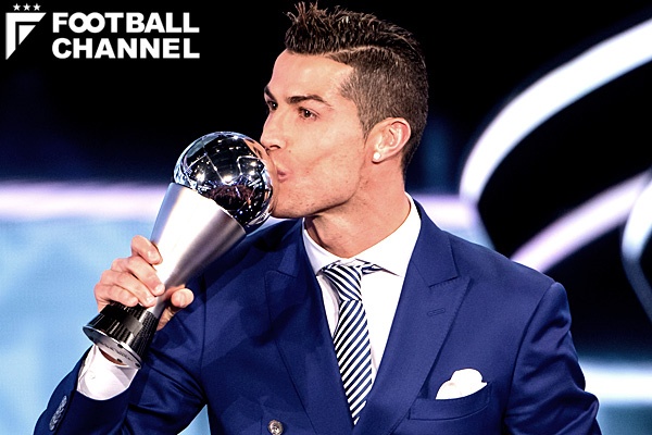 Fifa 年間最優秀賞各賞受賞者を発表 Cロナはバロンドールに続きダブルを達成 フットボールチャンネル