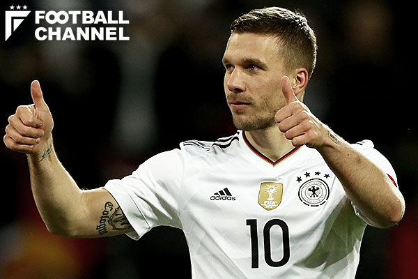 ポドルスキ 神戸 背番号10 のユニフォーム姿を披露 新たな章の始まり フットボールチャンネル