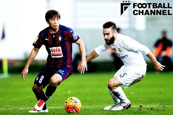 乾貴士 上手い選手 から サッカーを知る選手 へ スペインで身につけた 守備の連動性 フットボールチャンネル