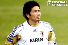 世代別代表には名を連ねなかったが、日本代表として2010年のワールドカップメンバー入りを果たした岩政大樹