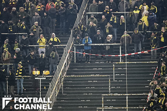 ドルト名物の 黄色い壁 消滅 異例の空席3万で 月曜日開催にファンが抗議しボイコット フットボールチャンネル