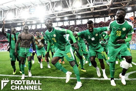 セネガル 謎ダンスで気合注入 Fwマネも万全 一致団結し日本戦へ ロシアw杯 フットボールチャンネル
