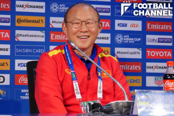 ベトナム代表監督は何者 韓国出身のペク ハンソ 日本を批判で話題に W杯アジア最終予選 フットボールチャンネル