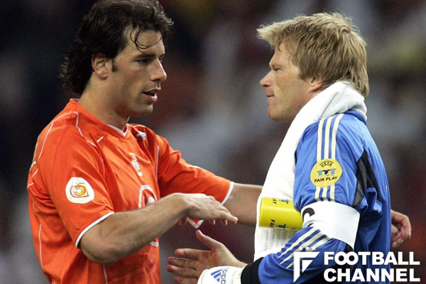 守護神カーンも脱帽 オランダのエースが放った完璧すぎるボレー弾は ドイツ守備陣の予想をはるかに超える フットボールチャンネル