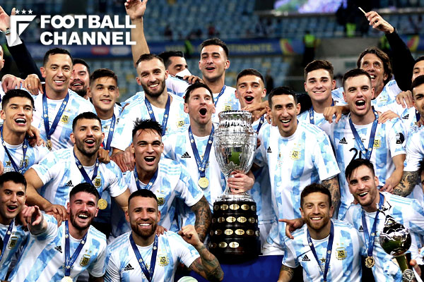 まさに「歴史的優勝」。メッシとアルゼンチン代表のコパ・アメリカ制覇は何がそんなに凄いのか？