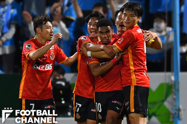 ジュビロ磐田 大津祐樹が途中出場で2得点 名古屋グランパスに逆転勝ち J1第10節結果 フットボールチャンネル