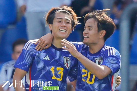 サッカー日本代表FW中村敬斗とFW久保建英