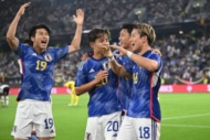 ドイツ代表と戦う日本代表