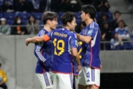 日本代表でプレーする中山雄太