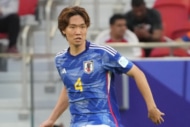 日本代表でプレーするDF板倉滉