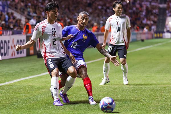 フランスと対戦したサッカーU-23日本代表