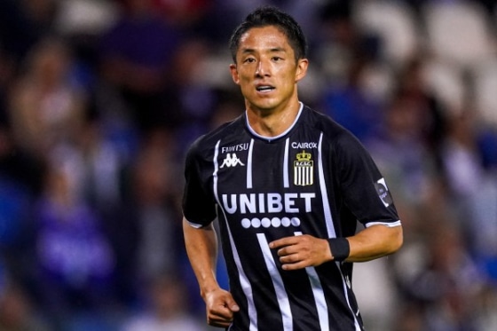森岡亮太