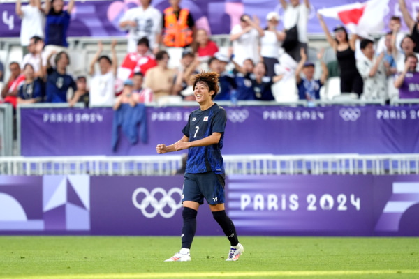 山本理仁