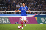 山根陸
