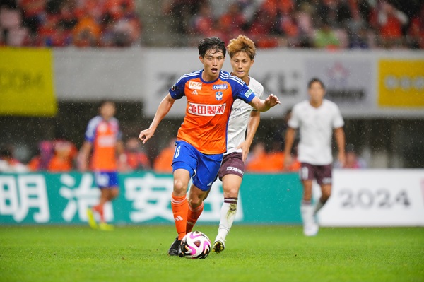アルビレックス新潟所属MF宮本英治