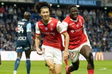 スタッド・ランスのサッカー日本代表FW中村敬斗
