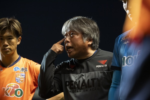 AC長野パルセイロの髙木理己監督