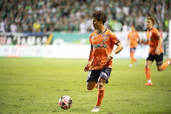 AC長野パルセイロ所属MF三田尚希