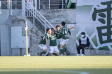 松本山雅FC所属MF安永玲央