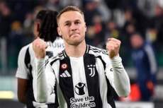 ユベントスに所属するサッカーオランダ代表MFトゥーン・コープマイネルス