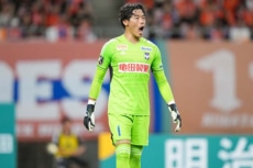 小島亨介
