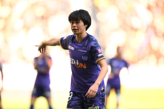 上野真実