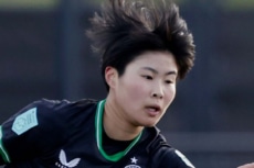 板村真央