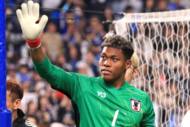 サッカー日本代表GK鈴木彩艶