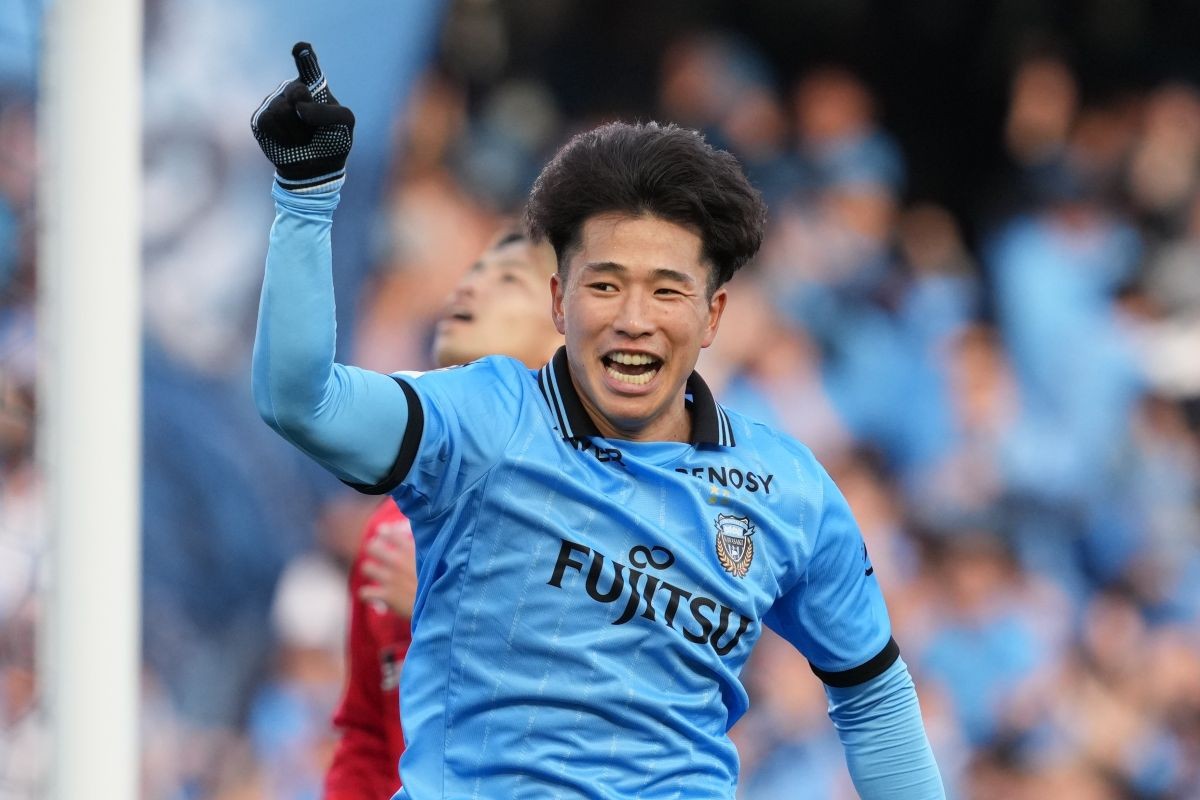 川崎フロンターレ　山田新