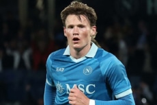 ナポリに所属する28歳のサッカースコットランド代表MFスコット・マクトミネイ
