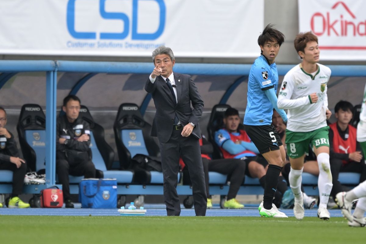 川崎フロンターレ　長谷部茂利監督