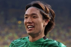 板倉滉