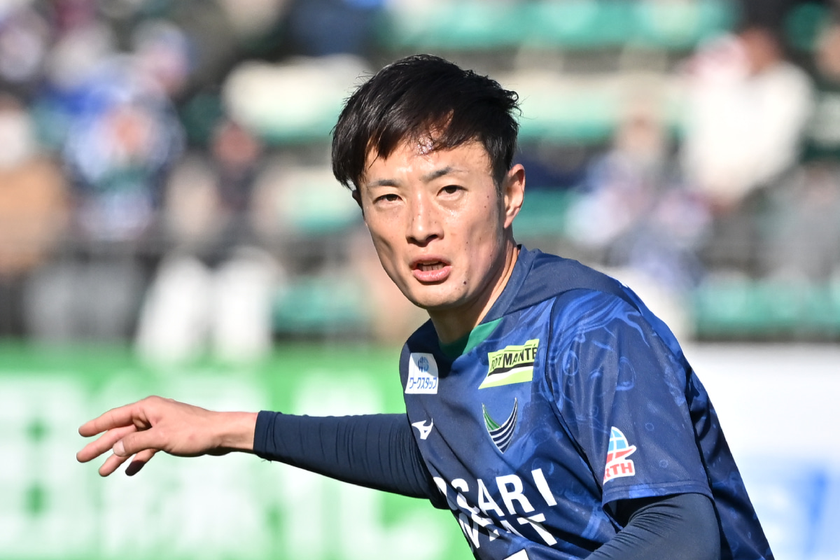 山越康平
