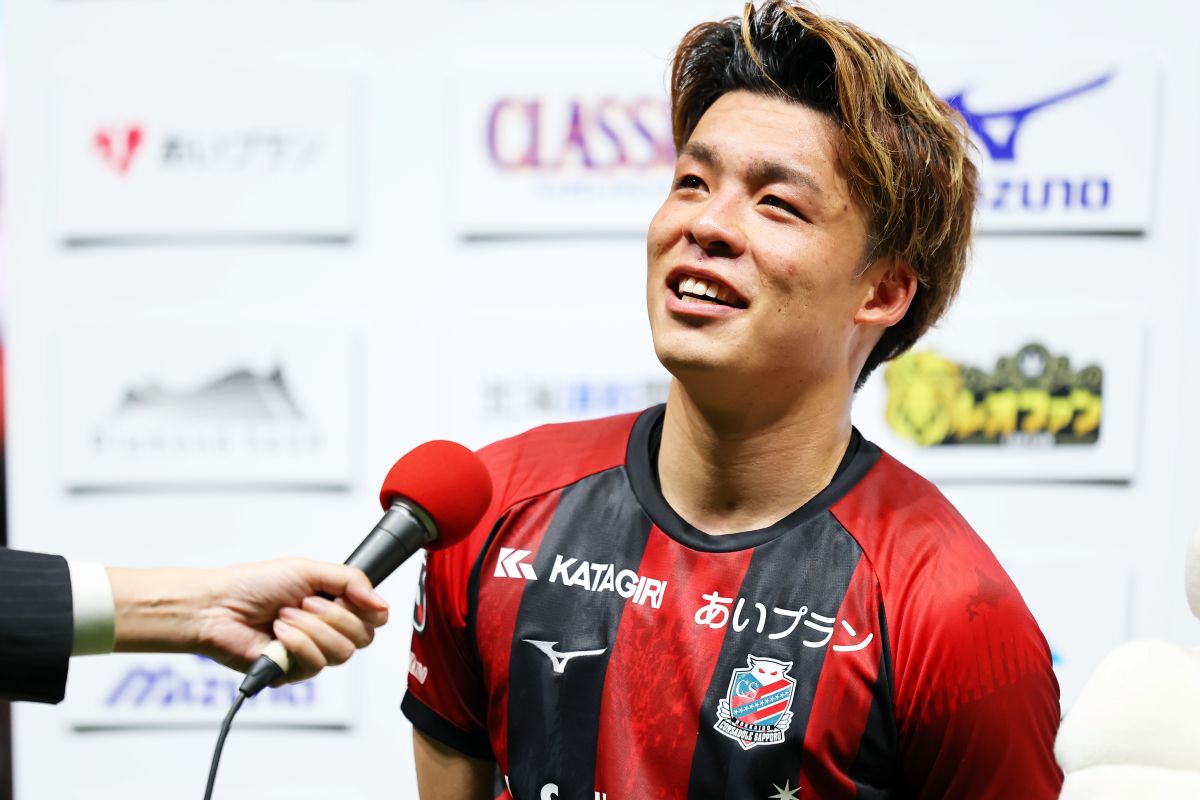コンサドーレ家泉怜依