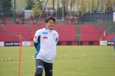北海道コンサドーレ札幌　岩政大樹監督