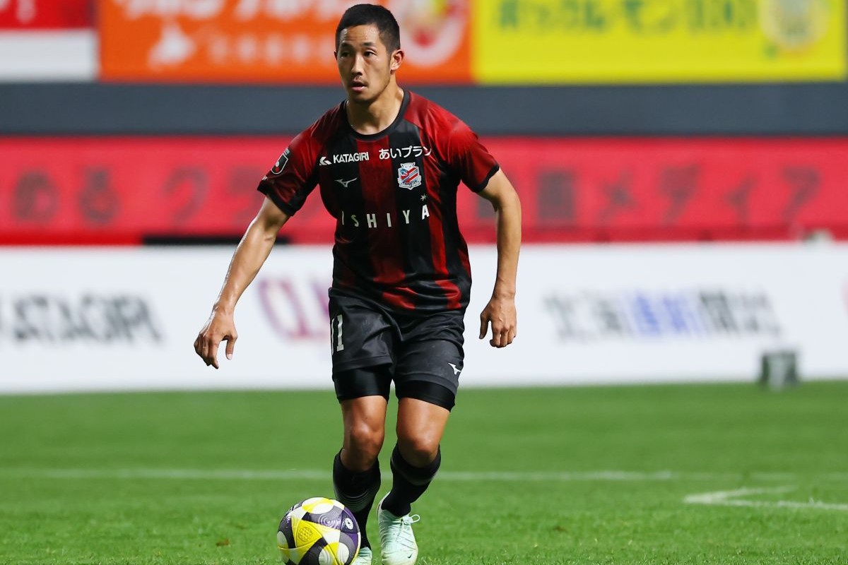 北海道コンサドーレ札幌　青木亮太
