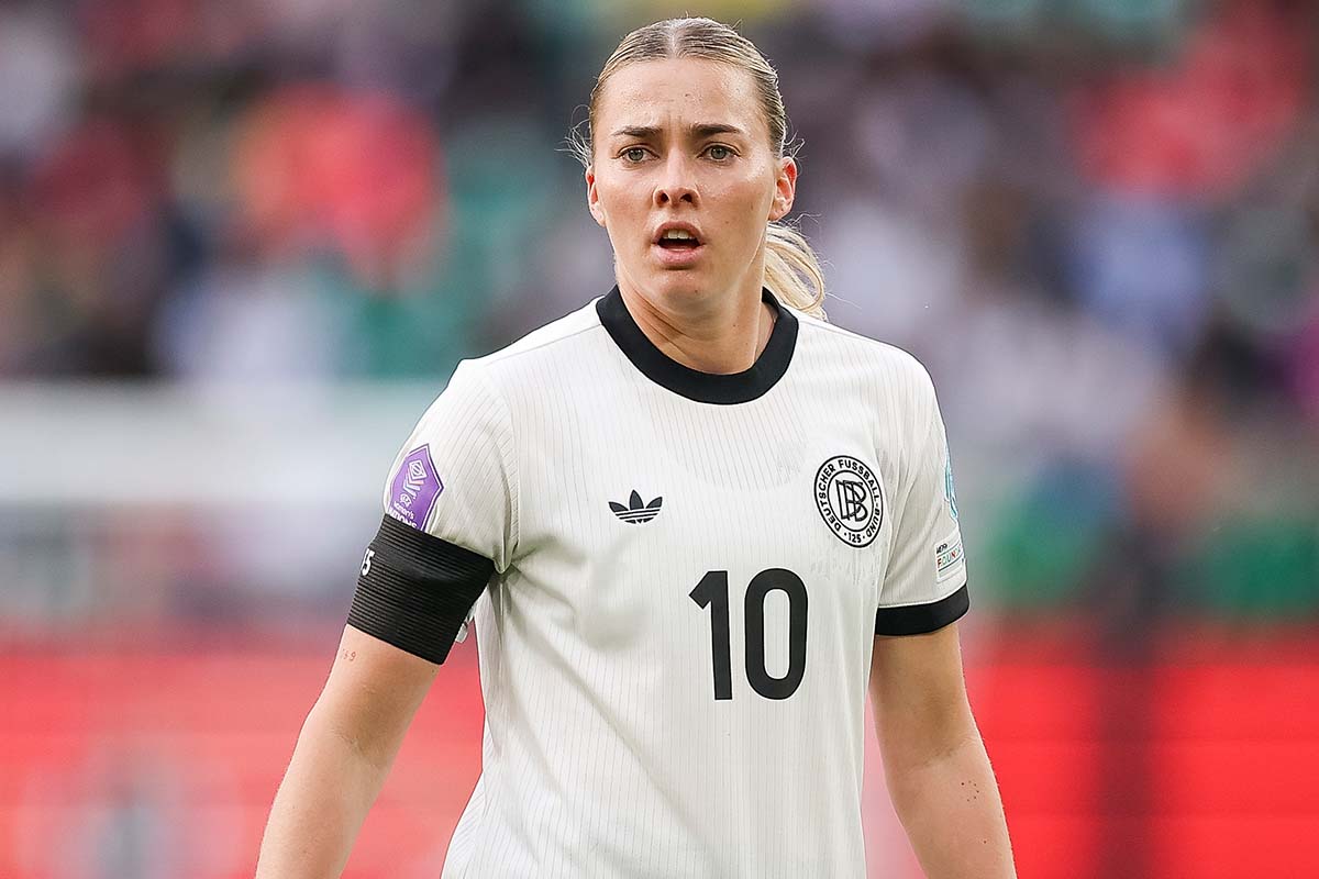 サッカードイツ女子代表で背番号10を背負うFWラウラ・フライガング