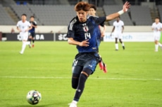 ホンコン・チャイナ戦のサッカー日本代表MF大関友翔