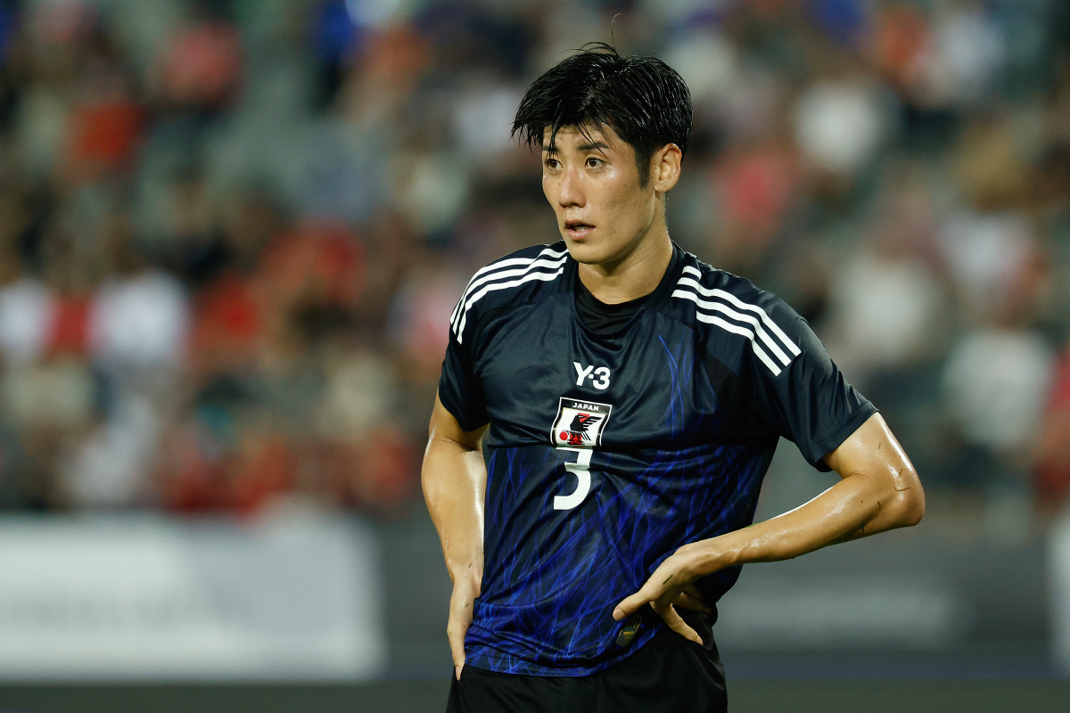 サッカー日本代表の荒木隼人