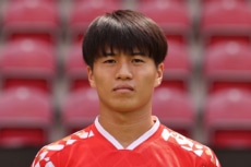 マインツのMF川﨑颯太
