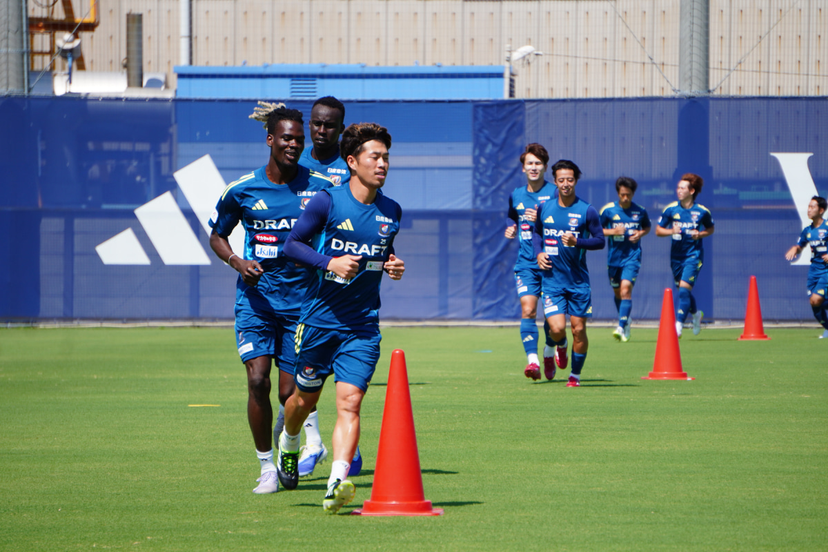 横浜F・マリノスの鈴木冬一