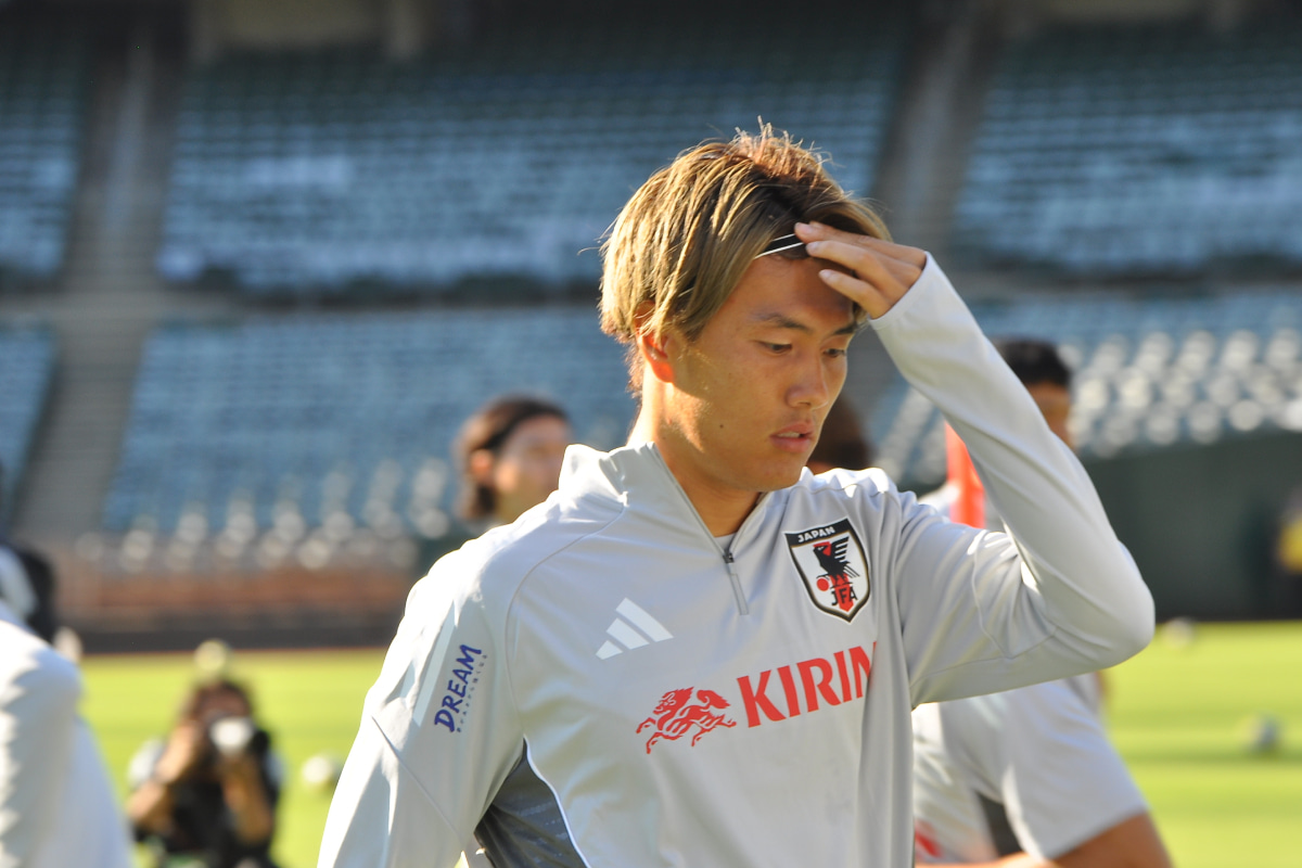 小川航基